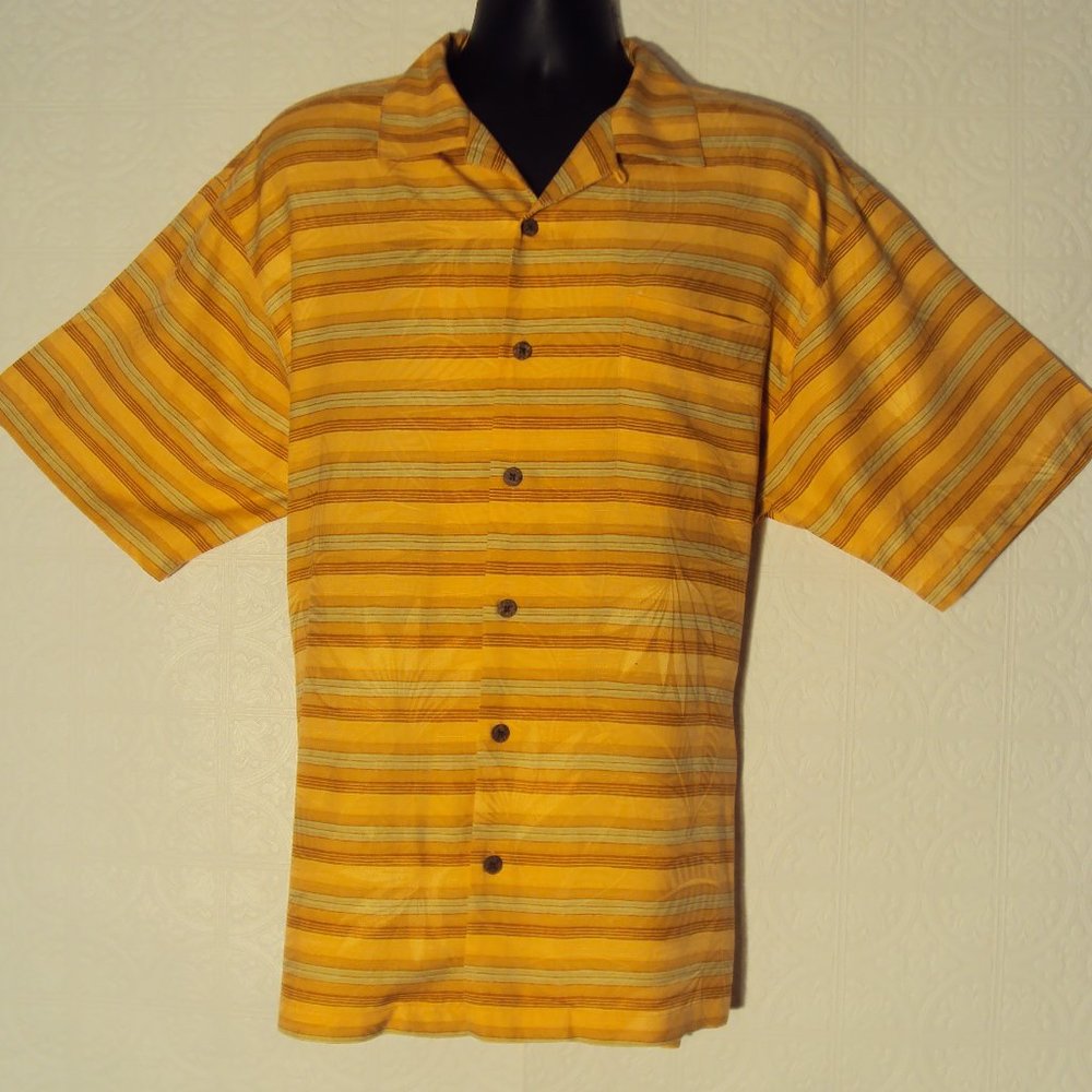 Tommy Bahama Men's Silk Button Casual Shirt.